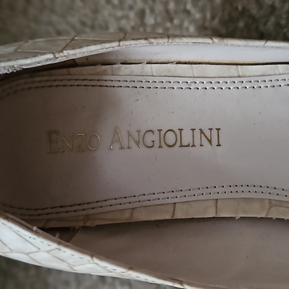 5 1/2 cream peep toe heels Enzo Angiolini - Picture 3 of 6